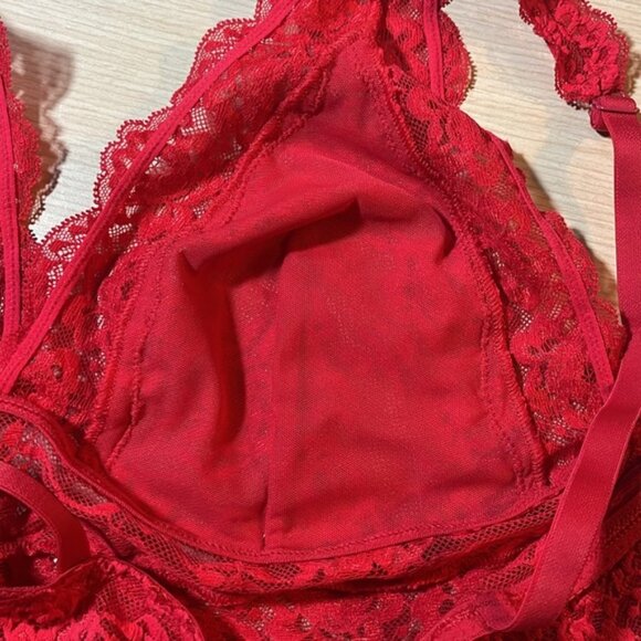 La Senza Red Lace Bralette XL - Picture 5 of 11